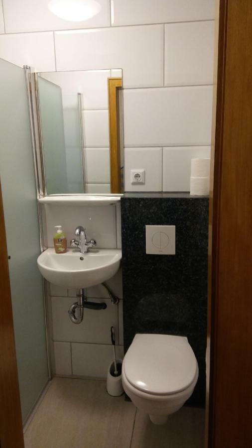 Privatunterkunft Sleepcentral *